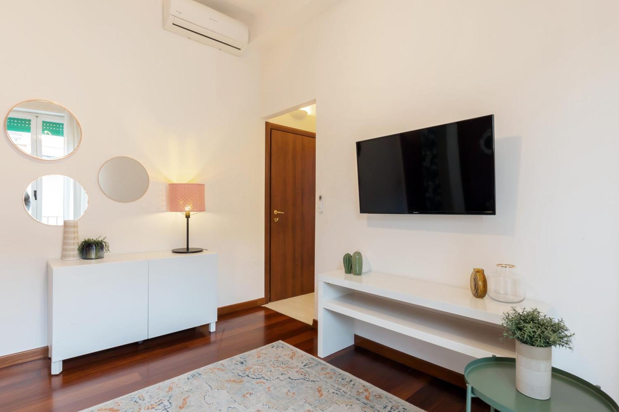 Duomo - Citylife Pink Vintage Apt Center Milan Apartment Екстериор снимка